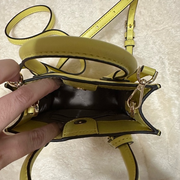 Michael Kors crossbody - Picture 4 of 5